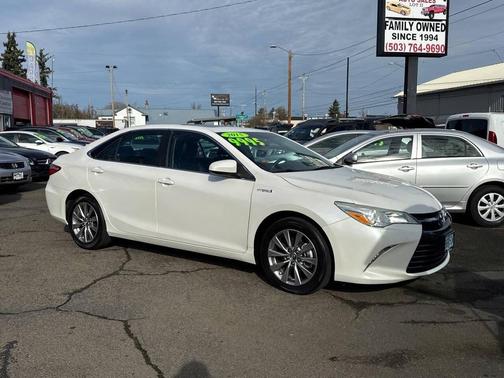 2015 Toyota Camry Hybrid XLE