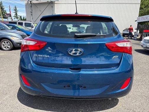2016 Hyundai Elantra GT Base