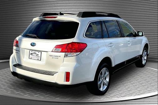 Satin White Pearl 2013 Subaru Outback 2.5i Limited