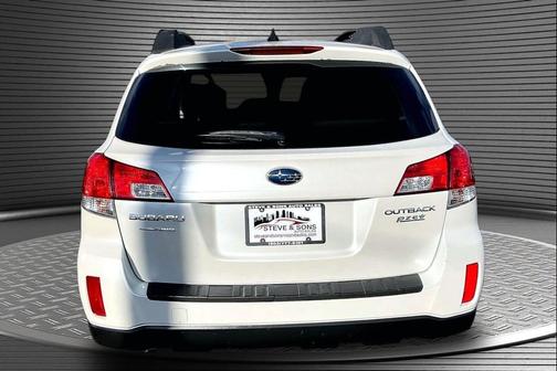 Satin White Pearl 2013 Subaru Outback 2.5i Limited