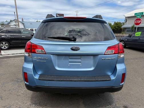 2010 Subaru Outback 2.5 i Premium