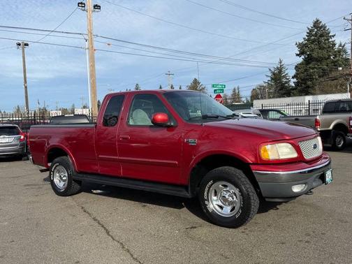 1999 Ford F-150 XLT