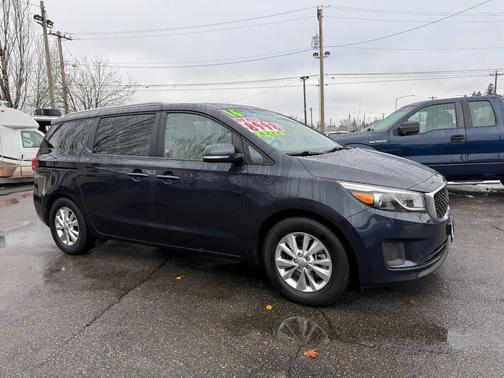 2016 Kia Sedona LX