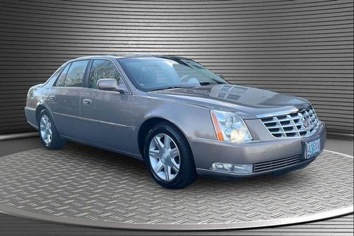 2006 Cadillac DTS Base