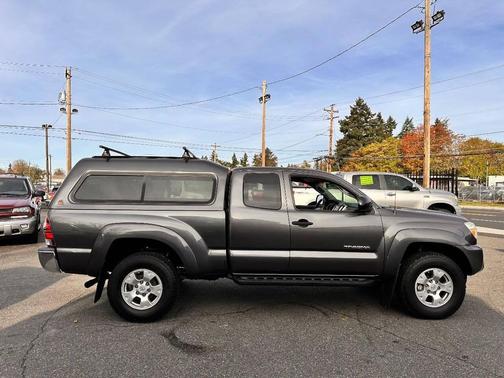 2014 Toyota Tacoma Base