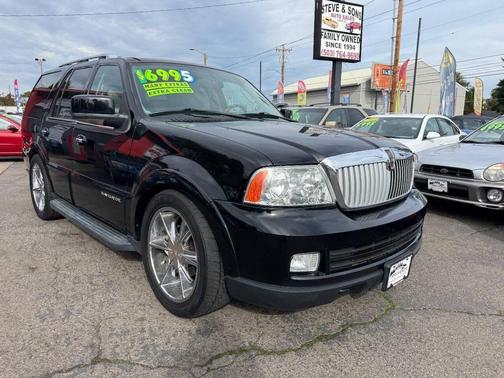 2005 Lincoln Navigator Luxury