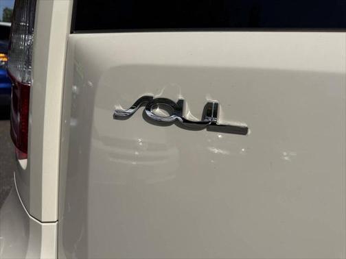 2013 Kia Soul Base