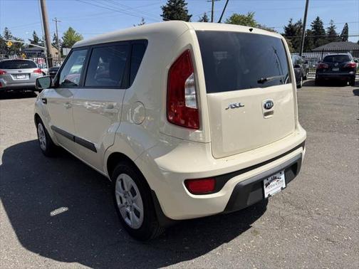 2013 Kia Soul Base
