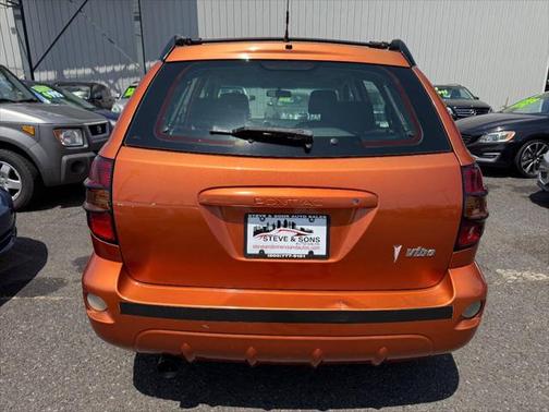 2004 Pontiac Vibe Base