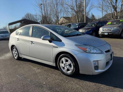 2010 Toyota Prius III