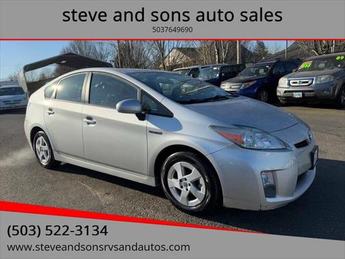 2010 Toyota Prius III
