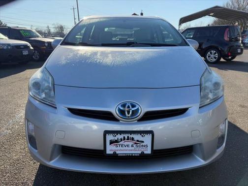 2010 Toyota Prius III