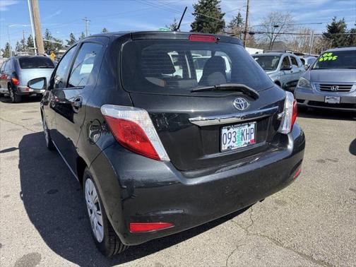 2014 Toyota Yaris LE