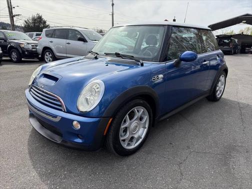 2006 MINI Cooper S Base