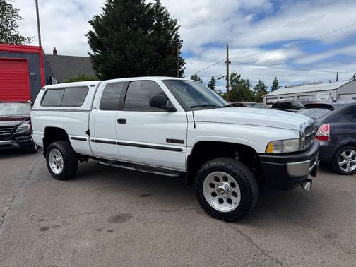 1999 Dodge Ram 2500 ST Quad Cab