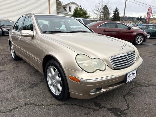 2002 Mercedes-Benz C-Class C 240 4dr Sedan