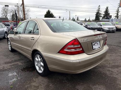 2002 Mercedes-Benz C-Class C 240 4dr Sedan