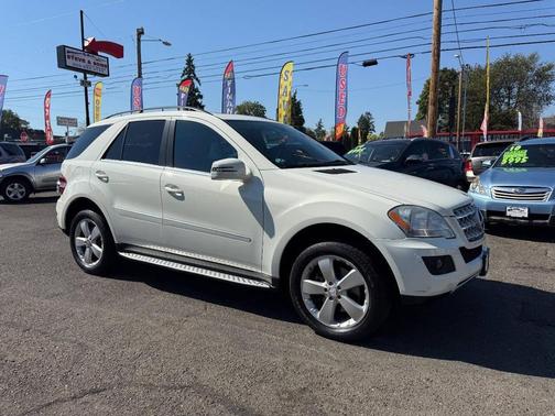 2011 Mercedes-Benz M-Class 4MATIC