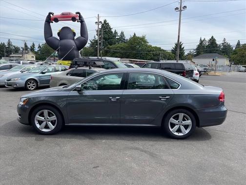 2014 Volkswagen Passat 1.8T S