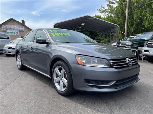 2014 Volkswagen Passat 1.8T S