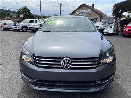 2014 Volkswagen Passat 1.8T S