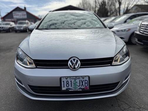 2016 Volkswagen Golf SportWagen TSI S 4-Door