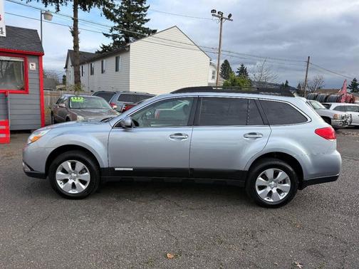 2012 Subaru Outback 2.5i Premium