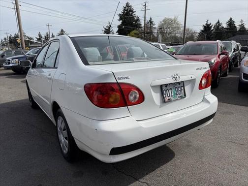 2004 Toyota Corolla LE