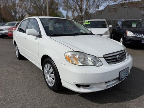 2004 Toyota Corolla LE