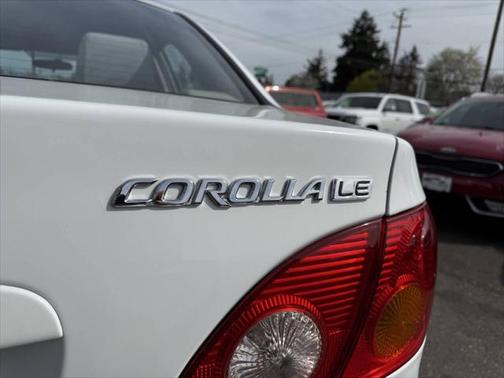 2004 Toyota Corolla LE