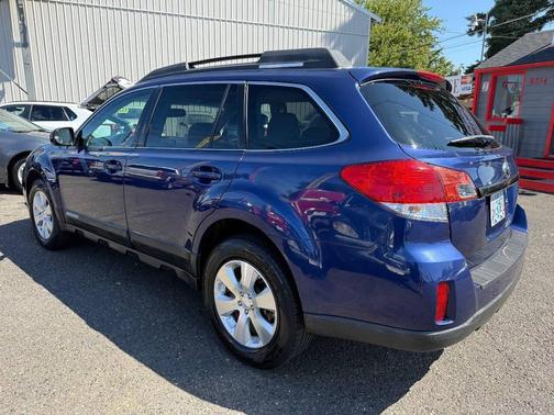 2010 Subaru Outback 3.6 R Premium
