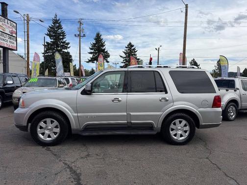 2004 Lincoln Navigator Luxury