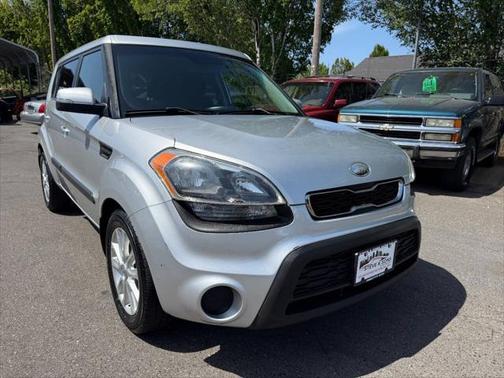 2013 Kia Soul +
