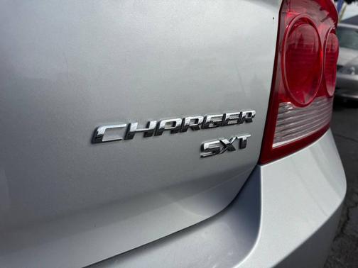2010 Dodge Charger SE