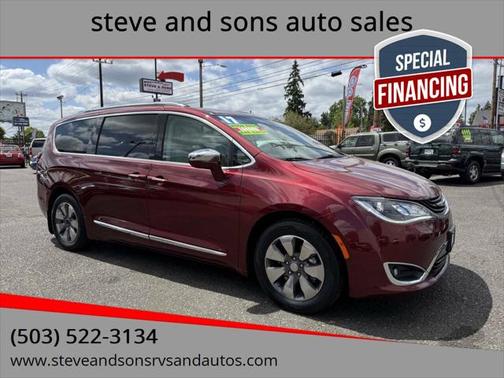 2017 Chrysler Pacifica Hybrid Platinum