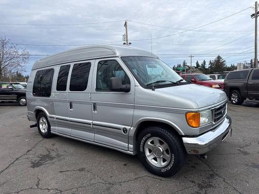 2004 Ford E150 Cargo