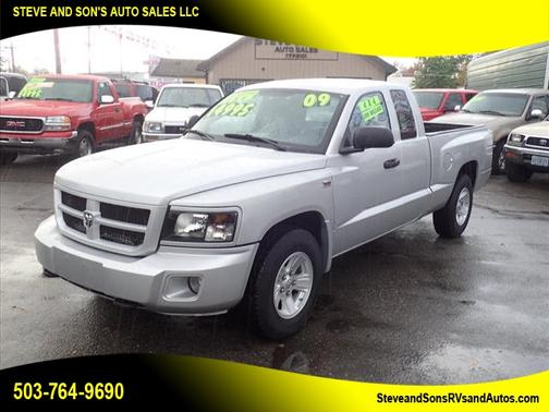 Photo 1 of 33 of 2009 Dodge Dakota Big Horn/Lone Star