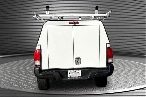 2016 Toyota Tacoma SR