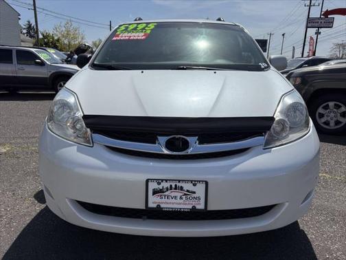 2008 Toyota Sienna XLE Limited