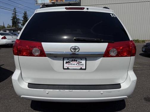 2008 Toyota Sienna XLE Limited