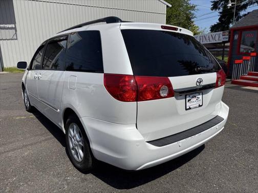 2008 Toyota Sienna XLE Limited