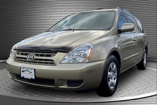 2008 Kia Sedona LX