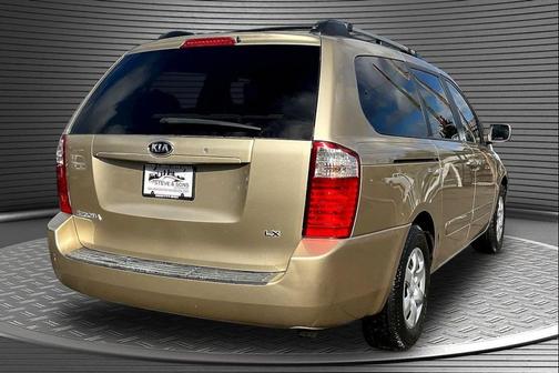2008 Kia Sedona LX