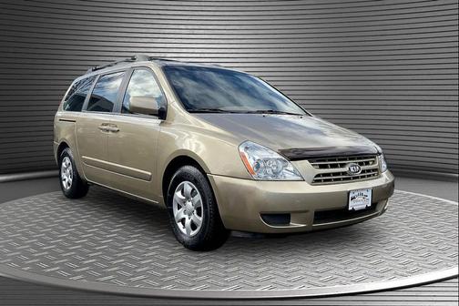 2008 Kia Sedona LX