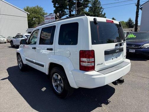 2008 Jeep Liberty Sport