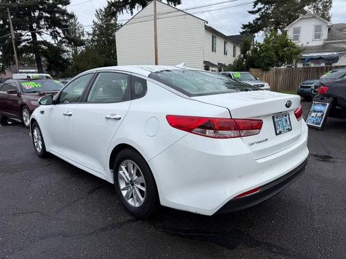 2016 Kia Optima LX