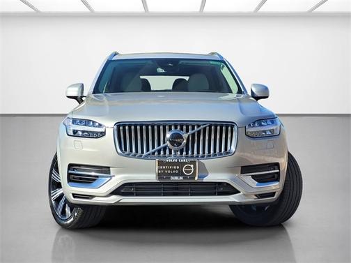 2024 Volvo XC90 Recharge Plug-In Hybrid Ultimate