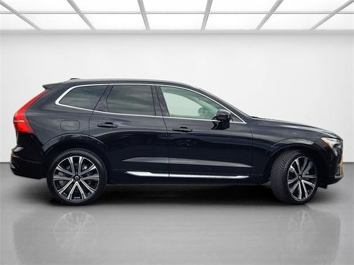 2023 Volvo XC60 Recharge Plug-In Hybrid Ultimate