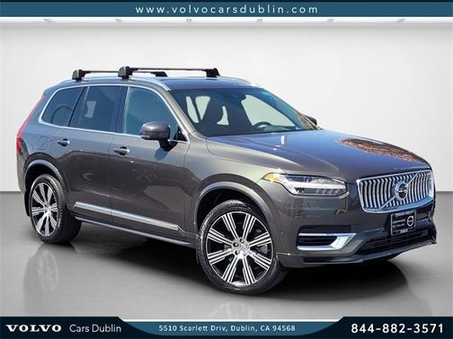 2022 Volvo XC90 Recharge Plug-In Hybrid T8 Inscription 7 Passenger