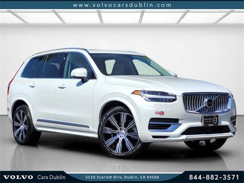 2024 Volvo XC90 Recharge Plug-In Hybrid T8 Plus Bright Theme 7 Passenger